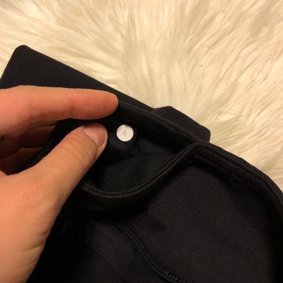 Wunder Under Tights in Black - Picture 3 of 7